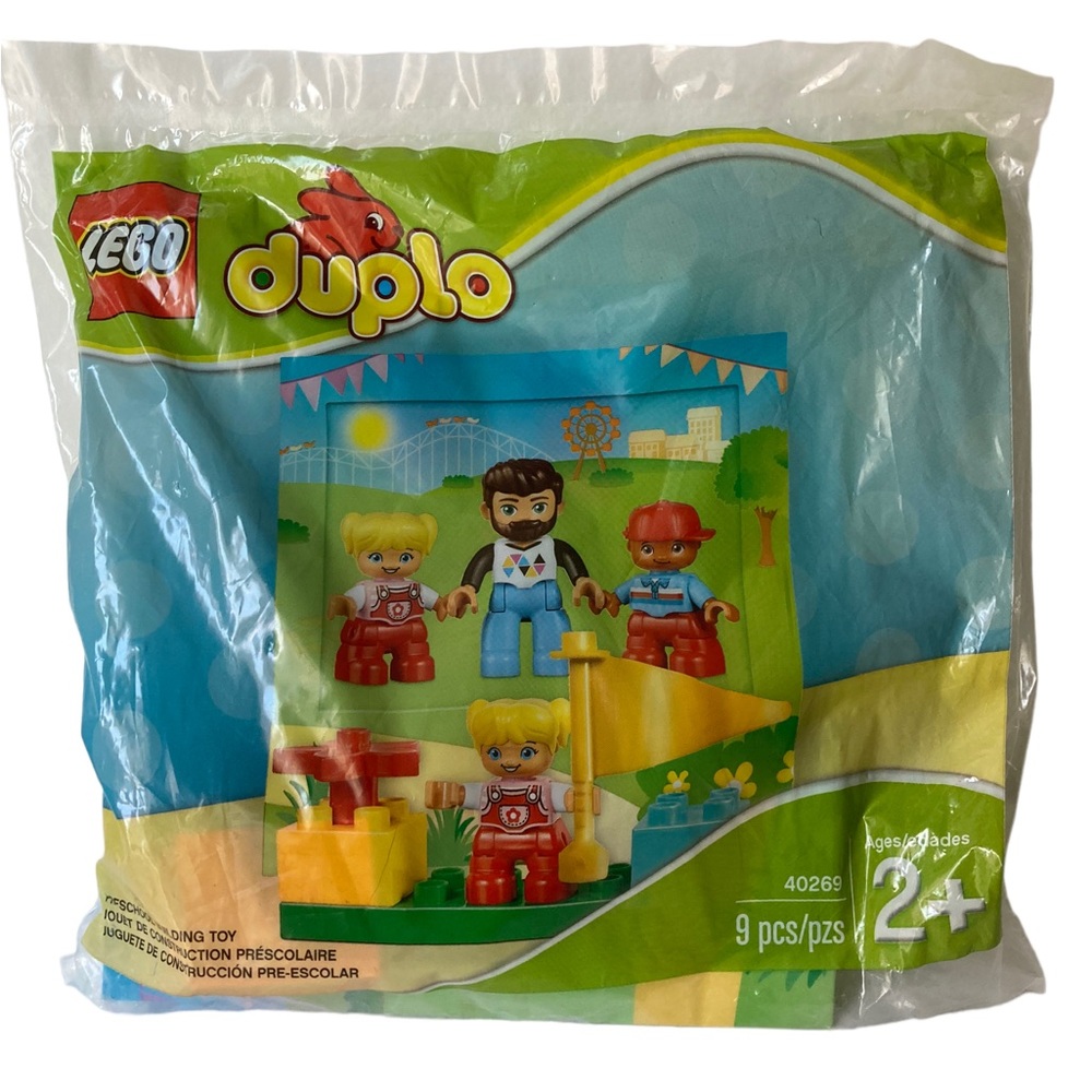 Lego Duplo Preschool Building Toy Photo Frame Holder 9 pieces 40269 NEW.